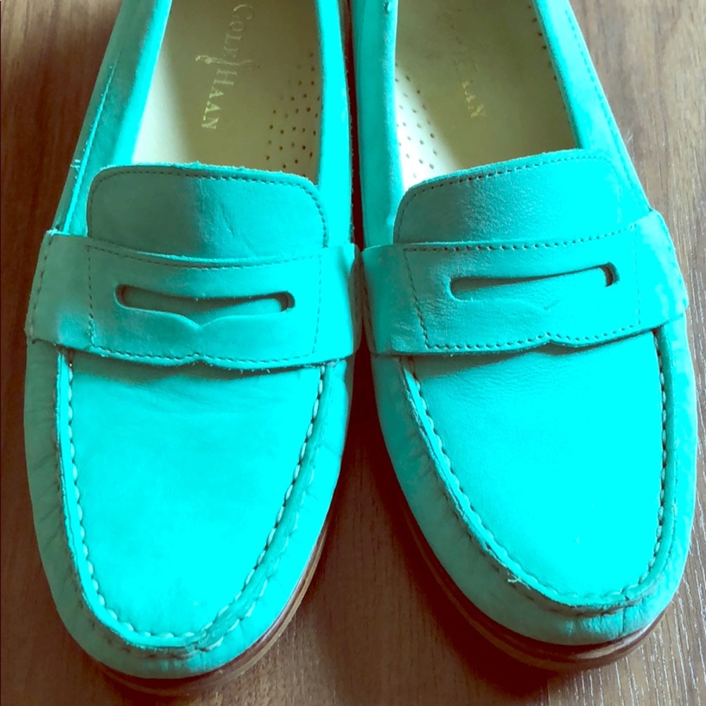 Cole Hann mint colored flats